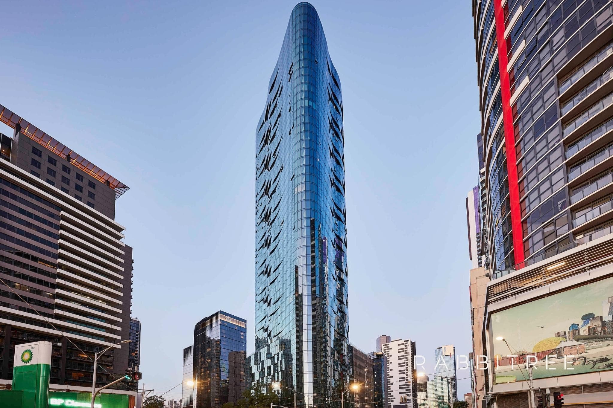 1807/105 Clarendon Street, Southbank