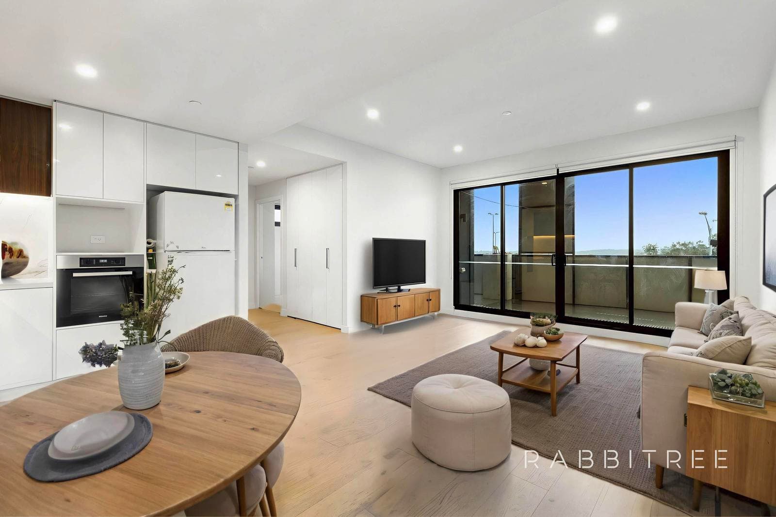 201/210 Reynolds Road, Doncaster East
